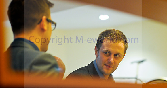 ME121113A (21 of 67)